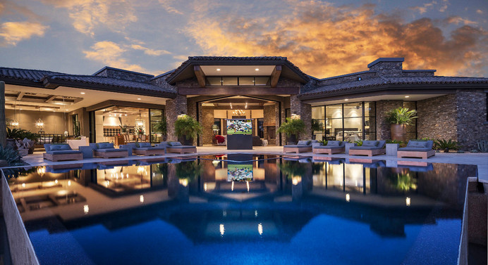 Exquisite Arizona Desert Mountain Retreat With Comforting Views #lifestyle #architecture #retreat #modern