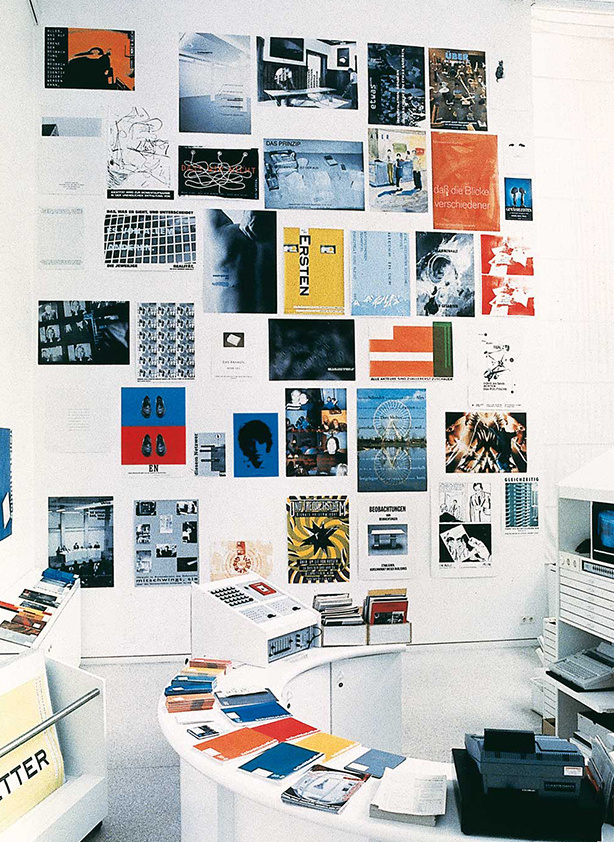 Peter Zimmermann – Plakatwand, 1994, Kunstverein Heidelberg (Installationsansicht)
