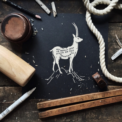 Son las huestes #deer #ink #white #print #black #stag #illustration #and #drawing