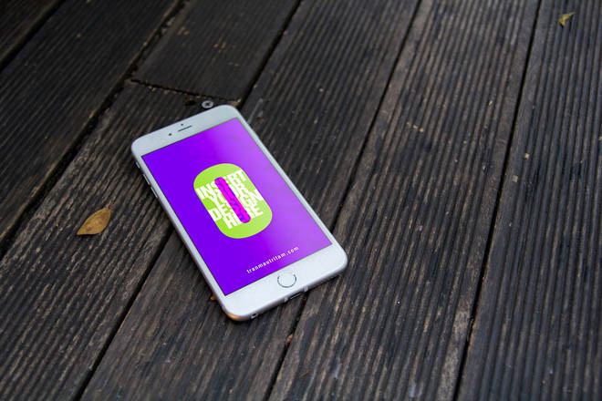 Zero : Free iPhone 6 Mockup PSD