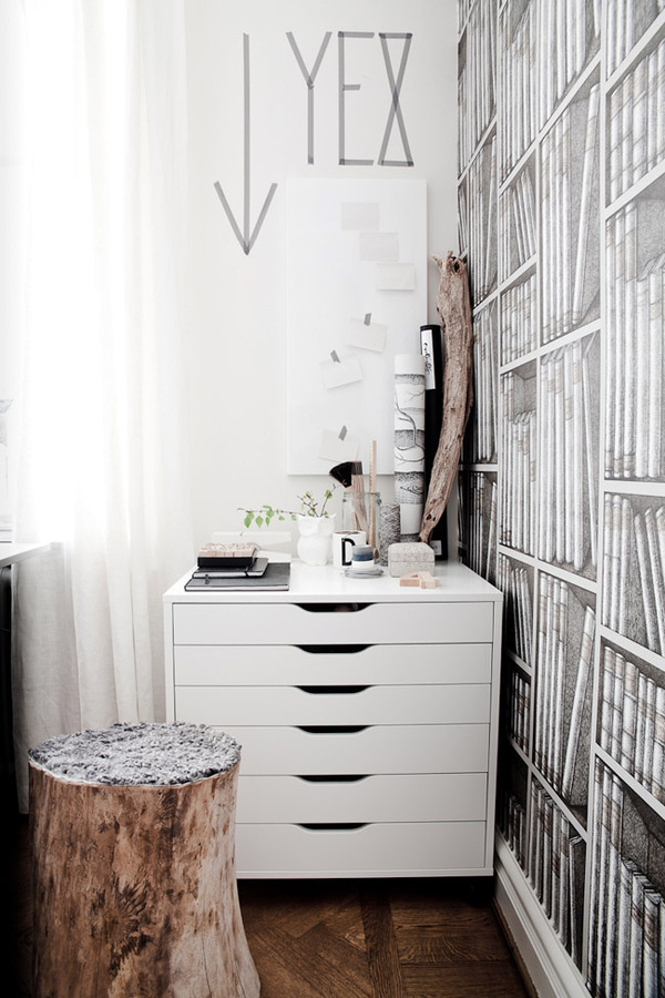sweepmeup: Awesome workspace. #interior #furniture #bedroom