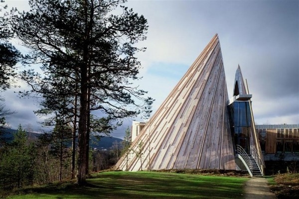 Foto: Jaro Hollan #arctecture