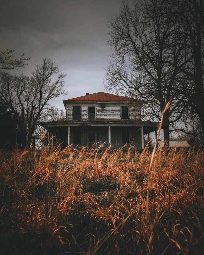 Brilliant Abandoned Houses in Virginia and North Carolina by Kyle Boykin