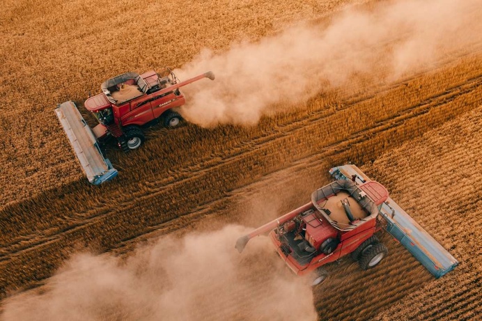 American Farmer And His Land by Elliot Ross