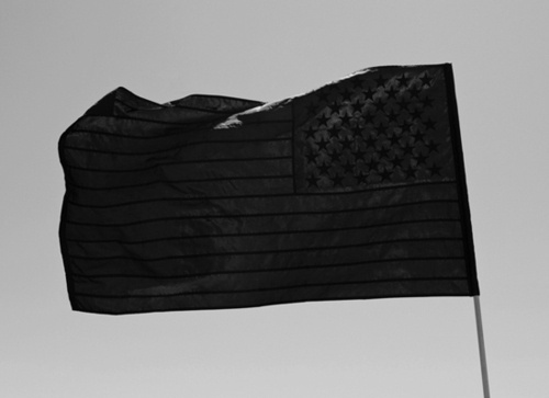 (via Stampd #flag #black