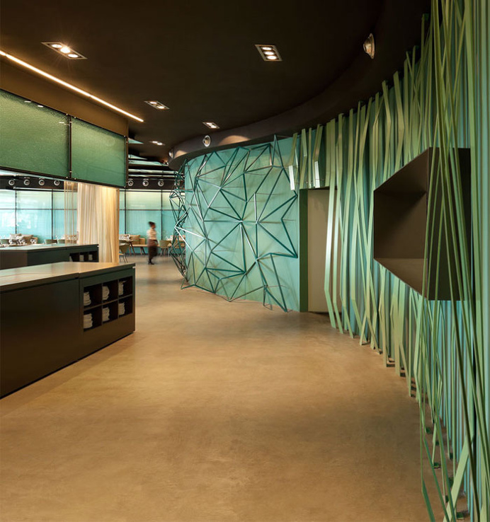Gold and Turquoise Restaurant Decor in Barcelona - #restaurant