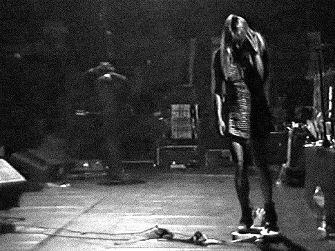 File:Sonic1991b.jpg - Wikipedia, the free encyclopedia #live #bass #youth #sonic #gordon #kim #wave #postmodern #noise #no