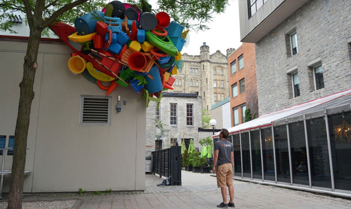 José Luis Torres #trash #sculpture #plastic