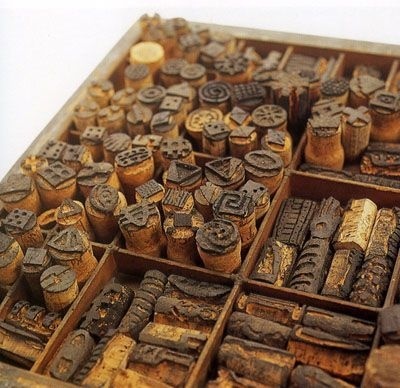 Carved stamps from old wine corks!for texture or patterns on clay work #stamp #recycling #cork