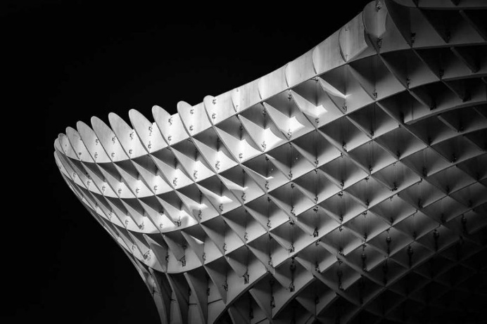 EmotionArch: Incredible BW Architecture Photography by Alessio Forlano