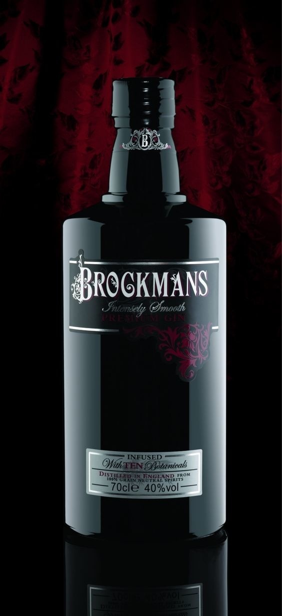 Brockmans Gin. Botella Beautiful bottle for all our #gin loving #packaging peeps. PD