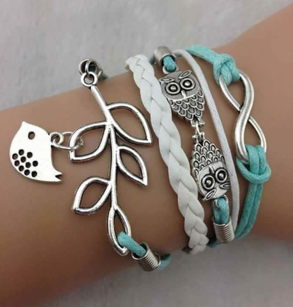 25 DIY FRIENDSHIP BRACELETS