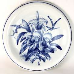 The largest plates of the porcelain manufactory Meissen: decor in blue painting (Kolibri and Catleia), Ø 48 cm, 1. Choice, around 1900. #porcelain