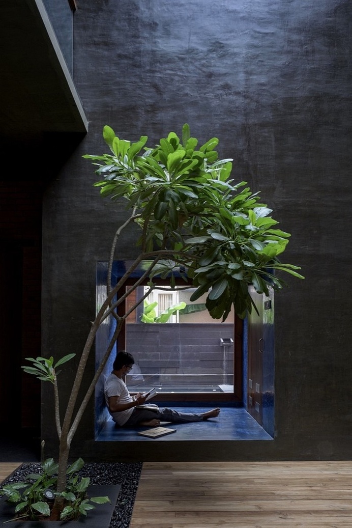 Pune Brick House – Intimate Retreat in the Urban Environment