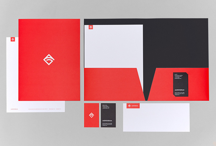 Audiogram by Philippe Gauthier and DeuxHuitHuit #red #stationary #branding
