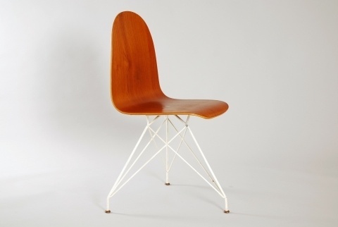 53/115 #chair