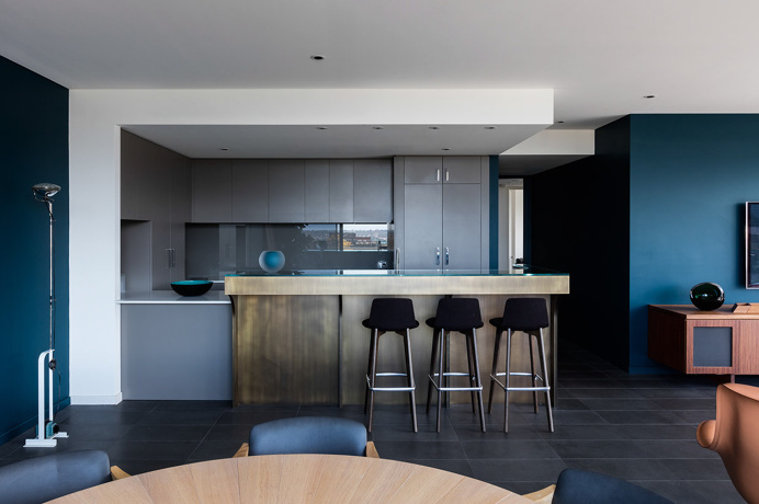 Bourke St Apartment Stephen Collins Interior Design Sydney Australia Mindsparkle Mag deluxe luxury