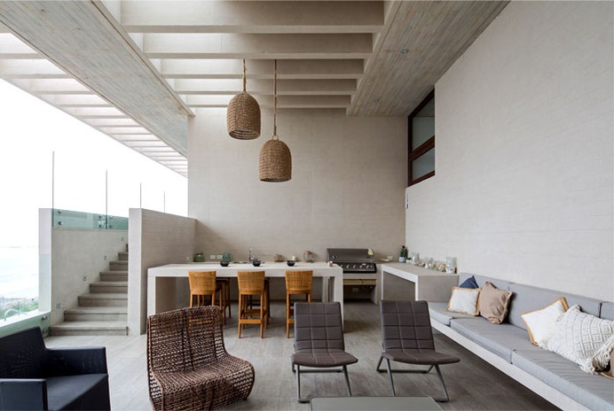 Exposed Concrete House in Chile - InteriorZine
