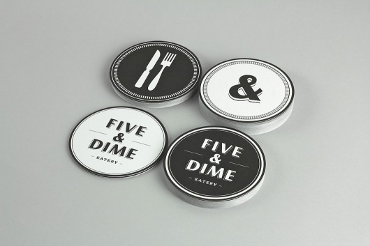 Graphic-ExchanGE - a selection of graphic projects #white #design #black #and #type