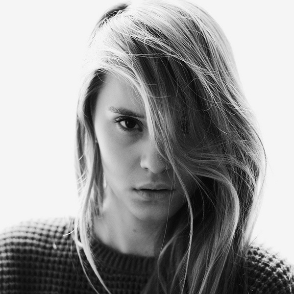 Emma Whittaker @ StormnStyling by Christian Cowan-sanluis #hair #girl