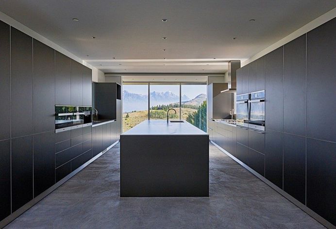 Contemporary Rural Retreat That Offered Both Dramatic and Contemplative Spaces 8
