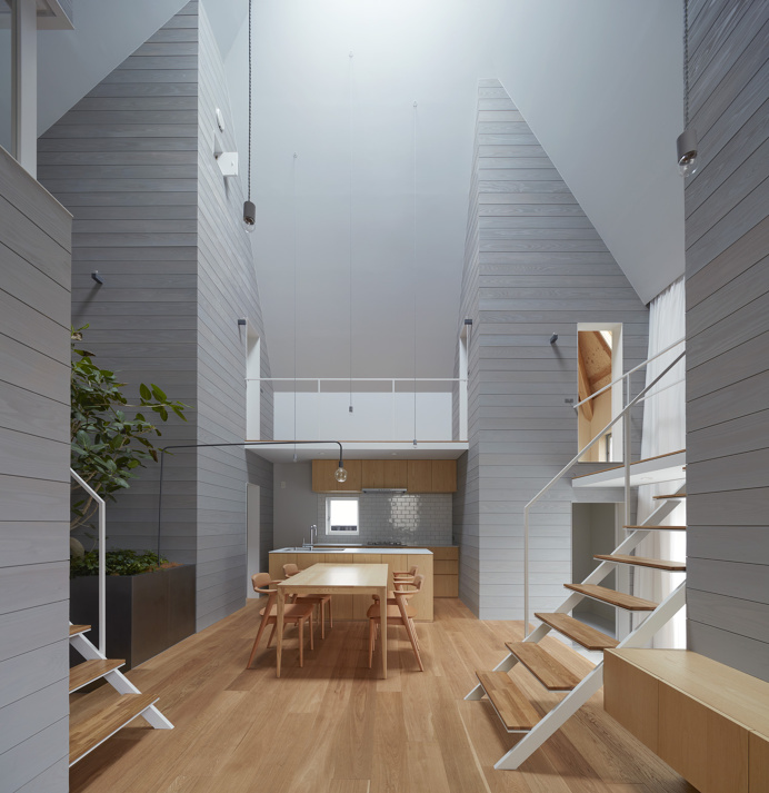 House in Iwakura