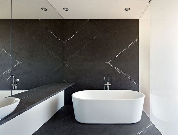 Open Plan House Filled with Light - #bath, #interior, #decor, home, bathroom
