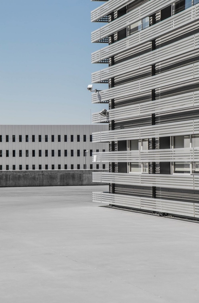 Geometry of Madrid Architecture by Joel Filipe