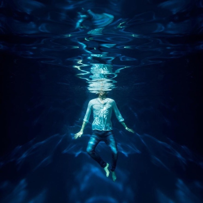Stunning Underwater Portaits by Alastair Scarlett