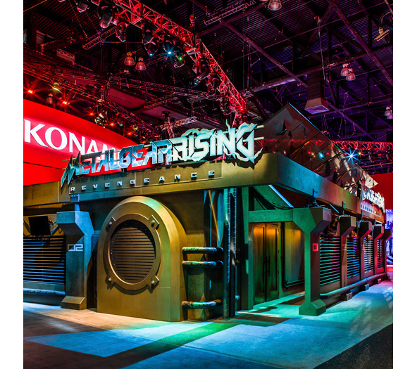#25 - 25 Eye Catching Trade Show Stands - Metal Gear Rising