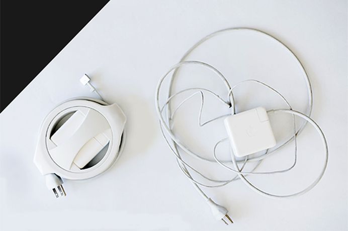 Fuse: Ultimate Charger Accessory - IPPINKA The Side Winder enables you to safely store and use your MacBook Charger without unraveling or damaging the cables in just six seconds.
