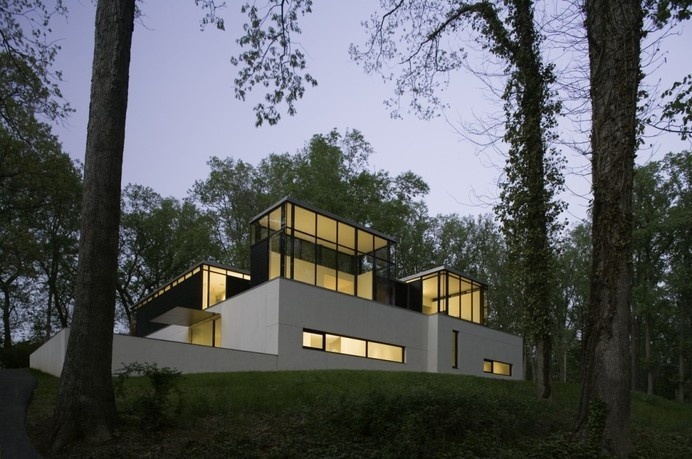 A Temple of Relaxation and Light in the Woods: Black White Residence #architecture #archtecture