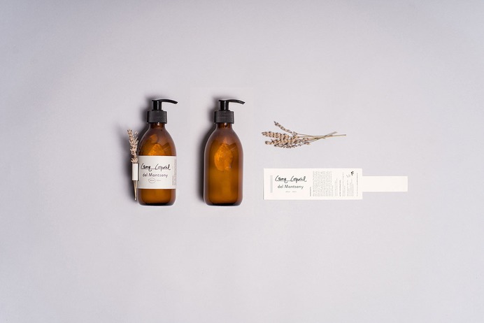 Del Montseny Branding - Mindsparkle Mag "Del Montseny" designed by Núria Vila is a natural, artisanal and ecological cosmetic brand, manufactured by collected plants in the flower season, in Montseny. #logo #packaging #identity #branding #design #color #photography #graphic #design #gallery #blog #project #mindsparkle #mag #beautiful #portfolio #designer