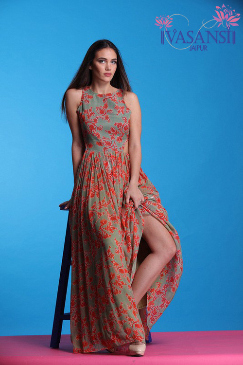 Vasansi Jaipur has countless western dresses for ladies that have some extraordinary characteristic, unique hand block prints which make the