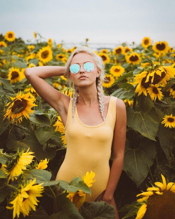 Marvelous Beauty and Lifestyle Portrait Photography by Charles Edelstein