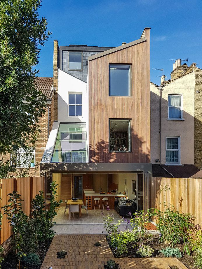 Dusheiko House: Victorian Terrace House Remodeled in North London