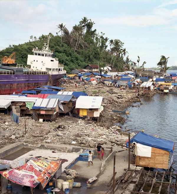 After Typhoon Yolanda by Roland A. Nagy #inspiration #photography #documentary
