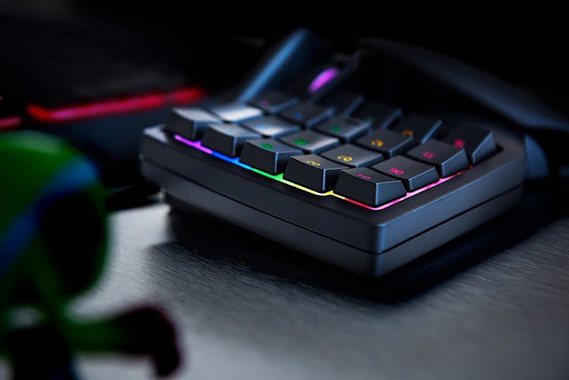 Razer Tartarus v2 Gaming Keypad Review