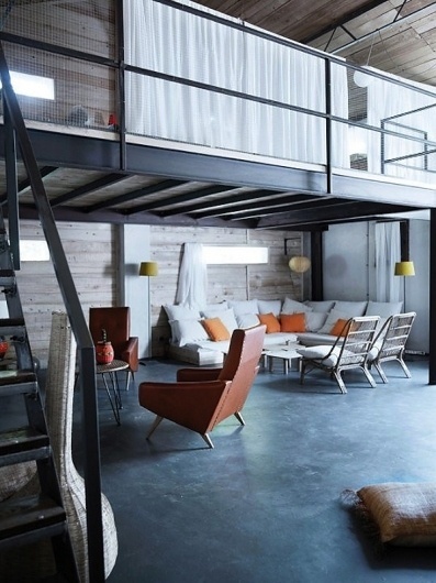 April and May: industrial home #interior #decor #living