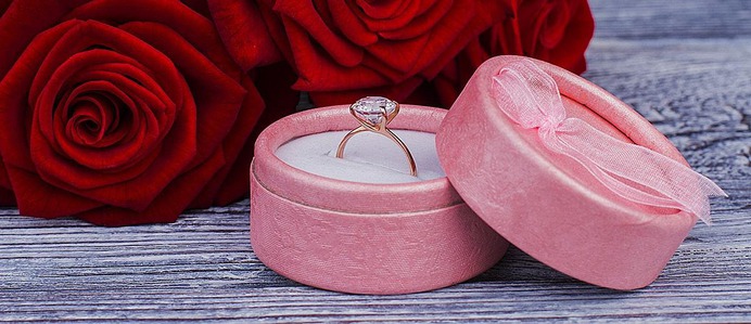 Rings are not left out, that's why engagement ring trends 2019 is one of the most searched phrases on Google. Every girl needs that ring she can proudly flaunt.
