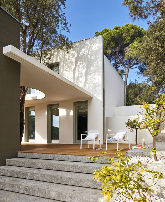 YLAB Arquitectos Create Sophisticated Summer Home in Maresme - InteriorZine