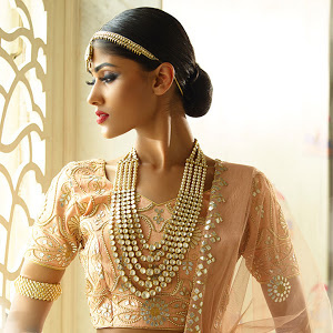 Vasansi Jaipur is an online designer store that is essentially well-suited in obliging the masses as it has a lovely combination of Indian s