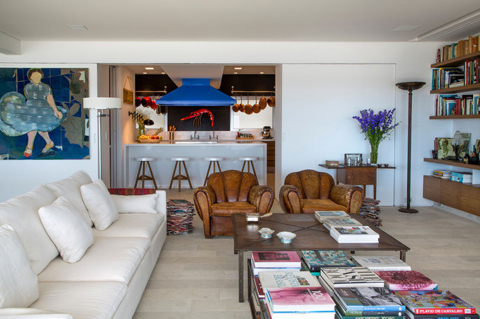 Copacabana apartment by Ourico Arquitetura - www.homeworlddesign. com (5) #interior #apartments #design #copacabana