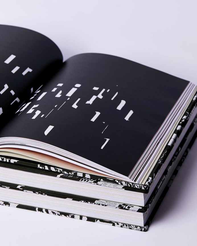 Pandemonium: dissertation - Mindsparkle Mag Pandemonium is a Leopoldo Leal dissertation, submitted to the University of São Paulo. #logo #packaging #identity #branding #design #color #photography #graphic #design #gallery #blog #project #mindsparkle #mag #beautiful #portfolio #designer