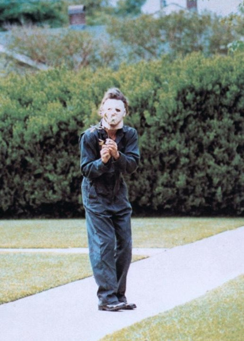 YIMMY'S YAYO™ #creepy #halloween #photography #myers #michael