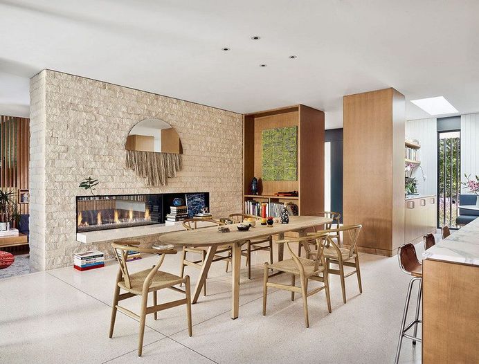 Paramount Residence Featuring an Elegant Exterior Coupled with a Colorful and Nuanced Interior 4