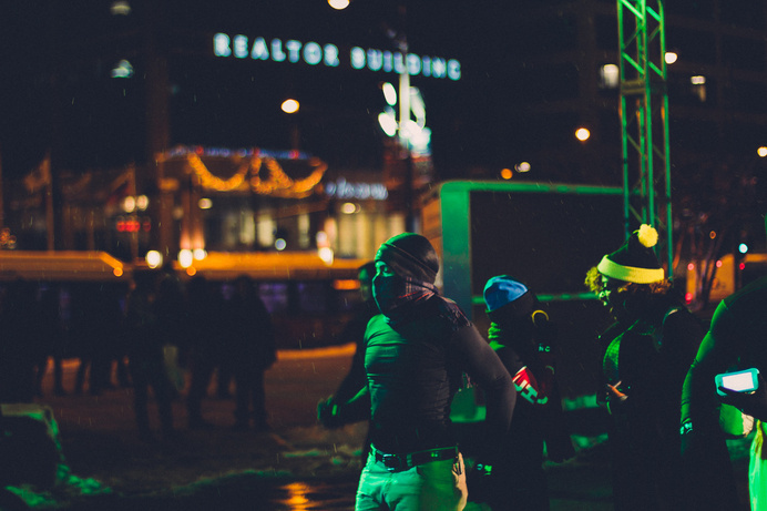 Michigan Avenue Runing Event #chicago #cityscape #canond #night #simon #alexander #vintage #street #fashion #60d #green