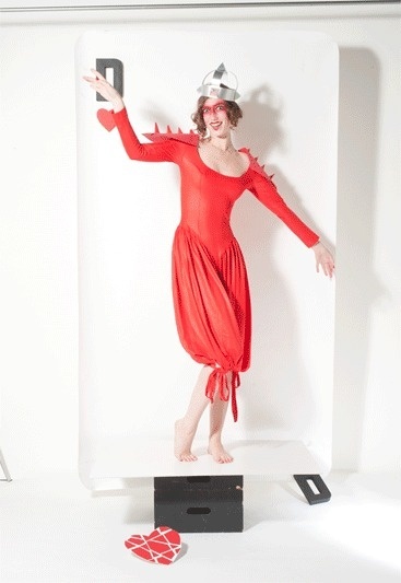 Making Off Lucie Matussiere #making #off #design #dance #set #queen