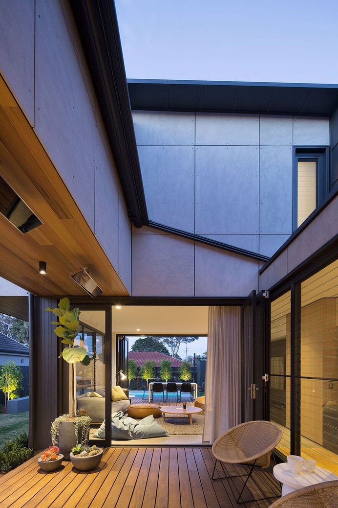 Jewellery Box House James Design Studio