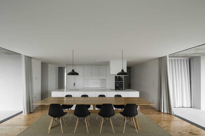 dining room / Bruno Dias Arquitectura